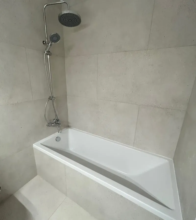 2-bedroom maisonette to rent in Empa