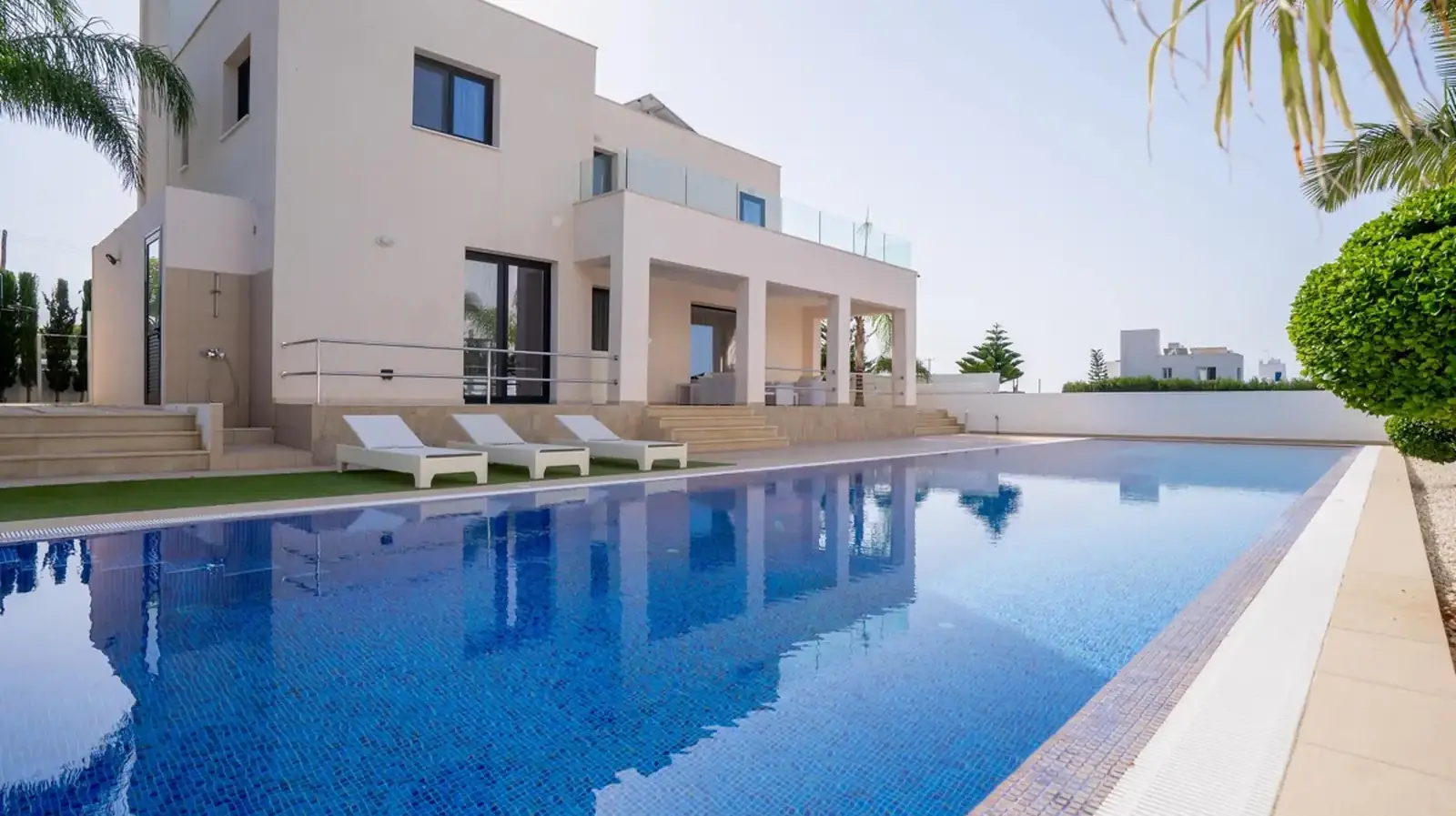 4-bedroom villa to rent in Pegeia