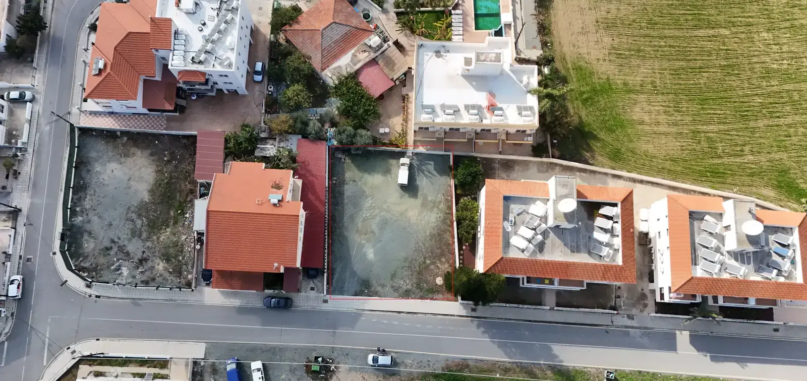 Residential Plot 542 m² in Perivolia Larnakas