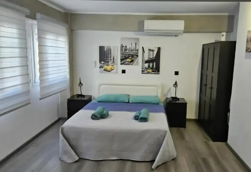 Studio apartment next to kings avenue mall in Kato Paphos