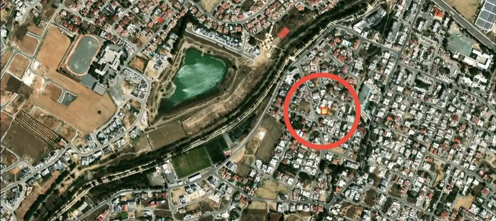 Residential Plot 521 m² in Lakatameia - Agios Mamas