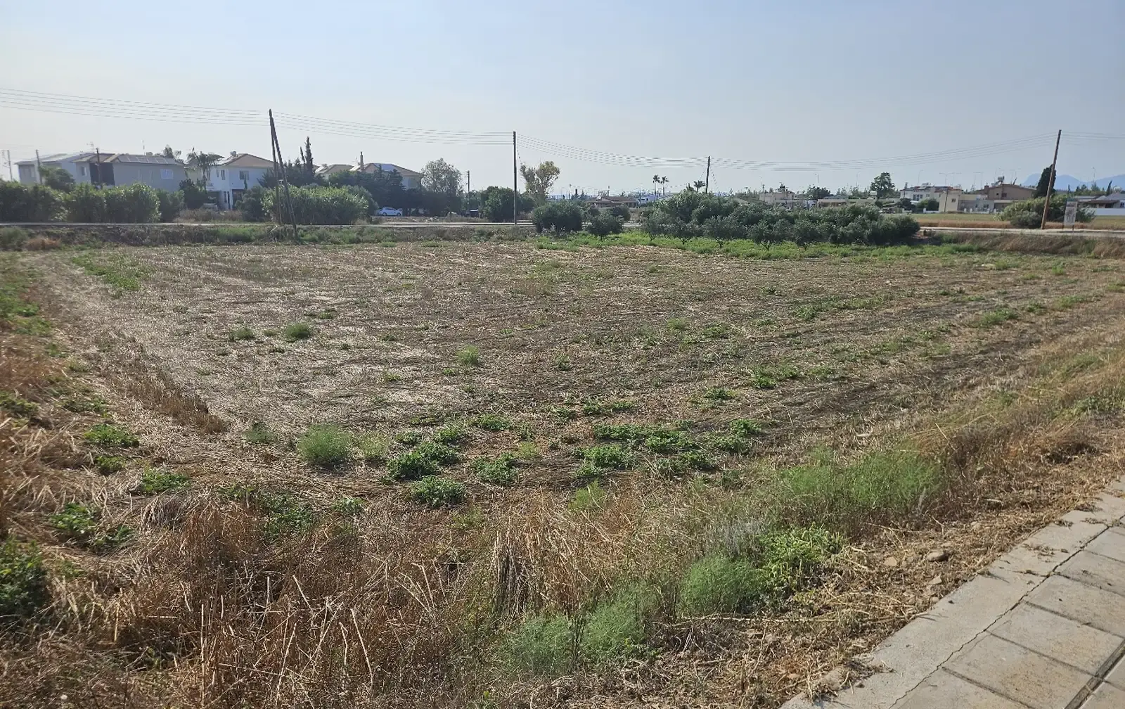 Οικιστικό οικόπεδο 1,122 m² προς πώληση στην περιοχή Kokkinotrimithia