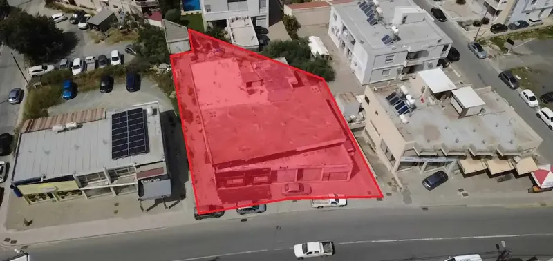 Commercial Plot 886 m² in Katholiki