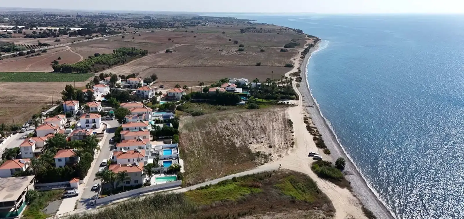 Residential Plot 10034 m² in Mazotos