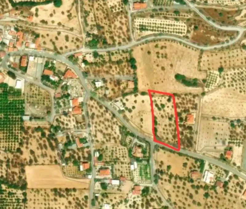 Residential Field 3165 m² in Limnatis