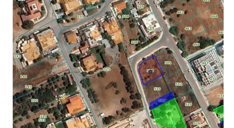 Residential Plot 556 m² in Zakaki