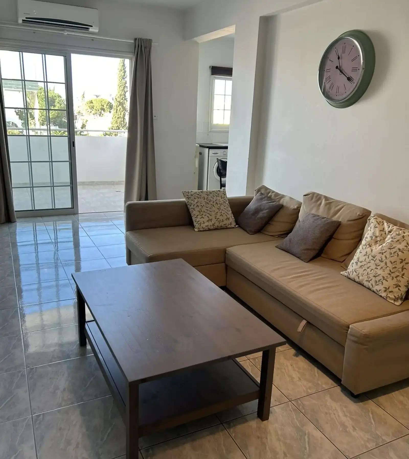 2-bedroom apartment to rent in Egkomi