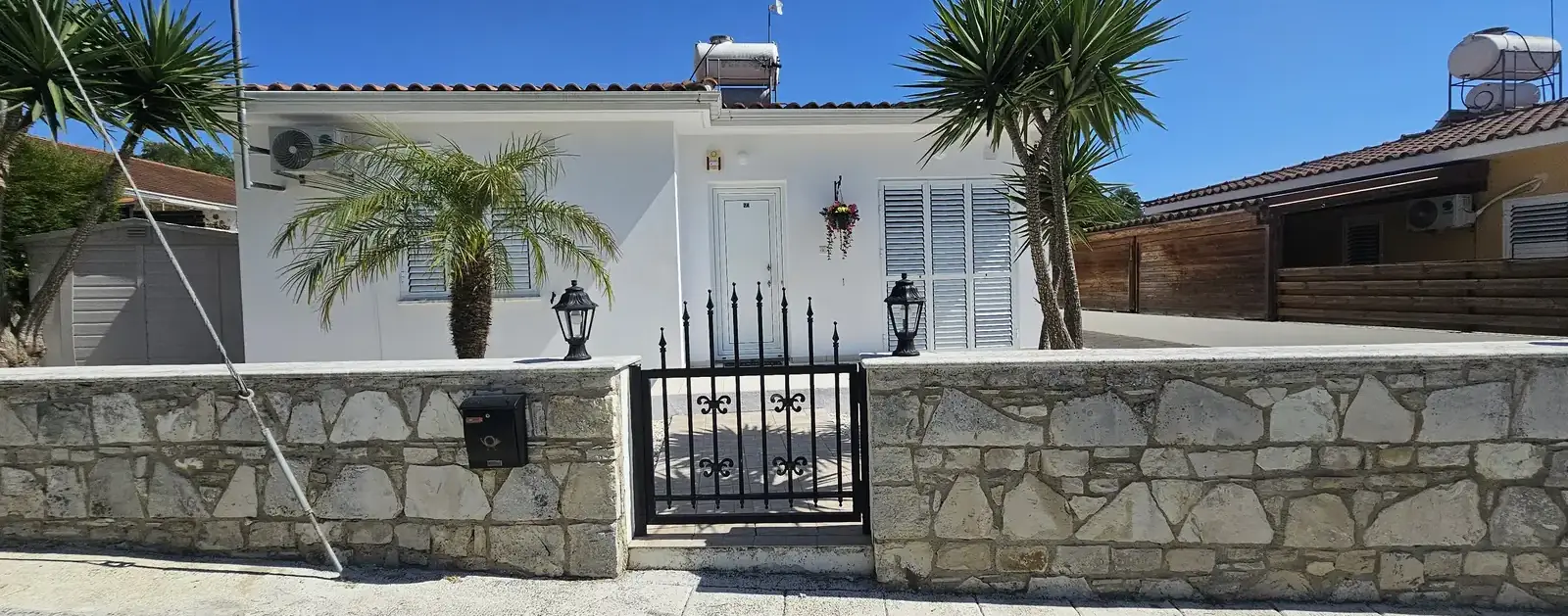 2-bedroom detached house for sale in Polemi