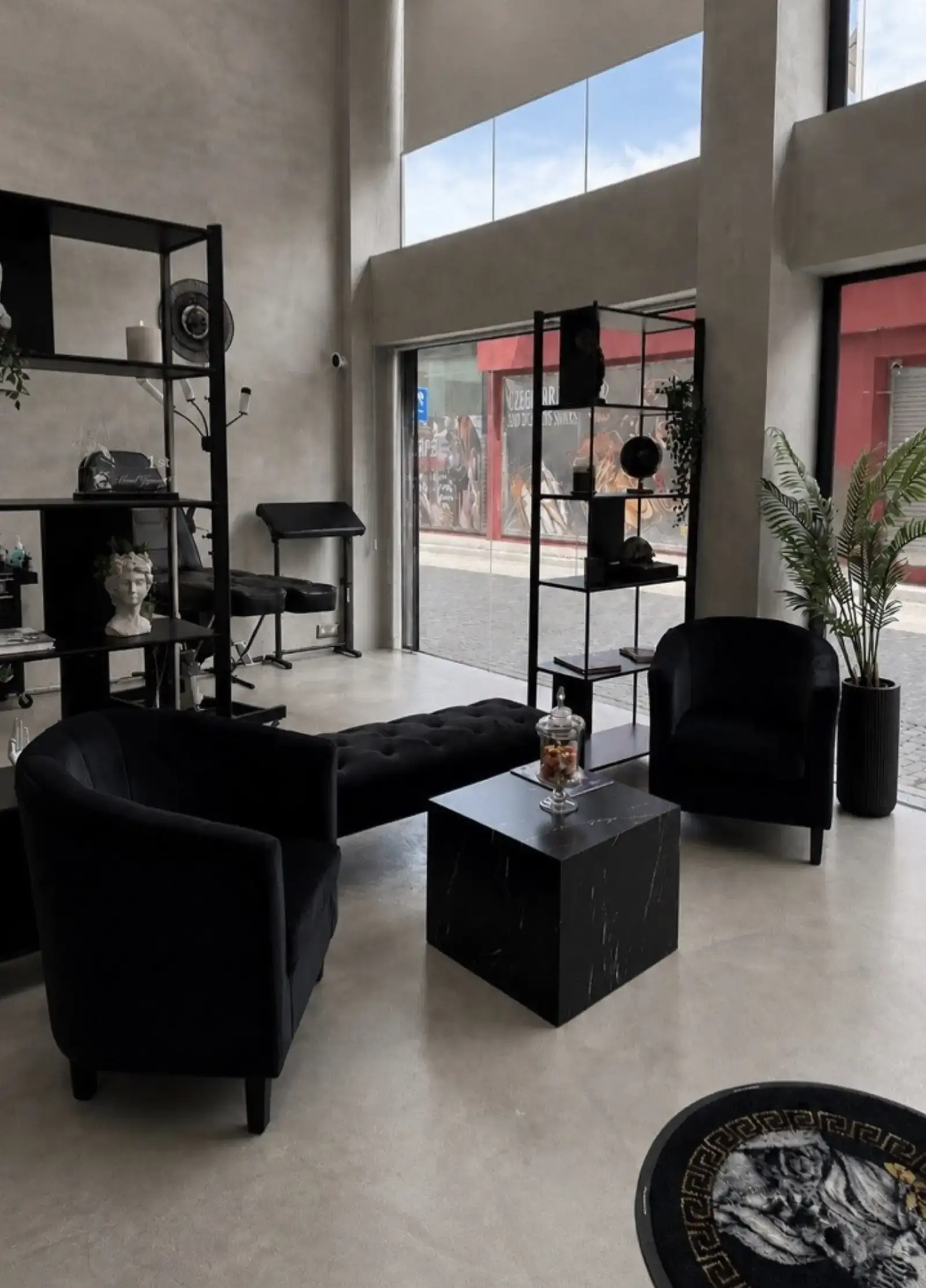 Work space for tattoo artist pmu in Larnaka - Finikoudes