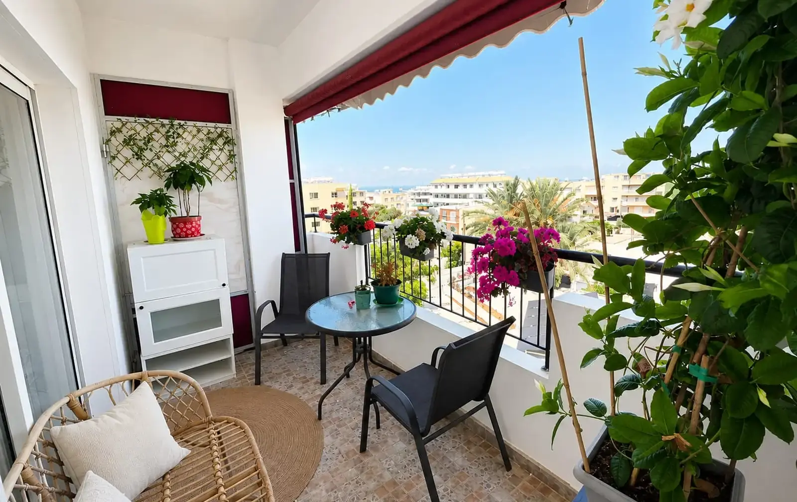 2-bedroom apartment to rent in Agios Pavlos