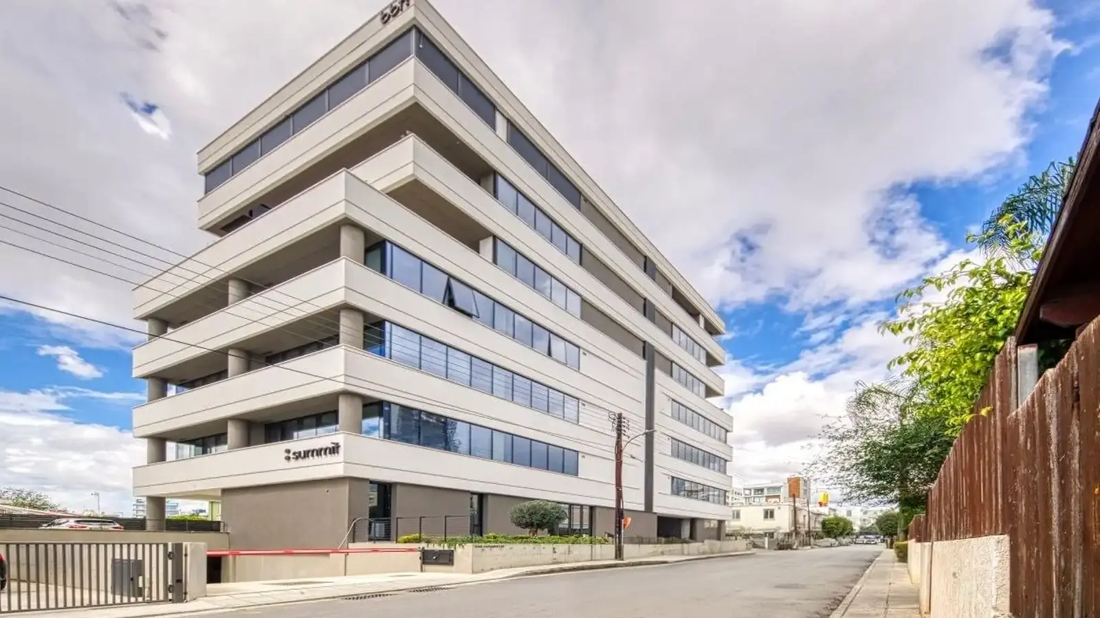 Γραφείο 85 m² προς ενοικίαση στην περιοχή Agia Zoni