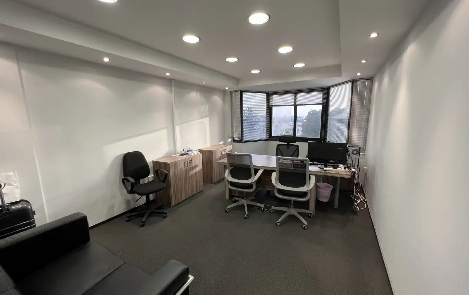 Fully furnished office 135sqm in prime location in Agia Triada