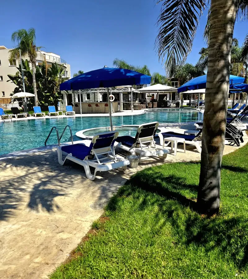 2-bedroom apartment to rent in Pyla
