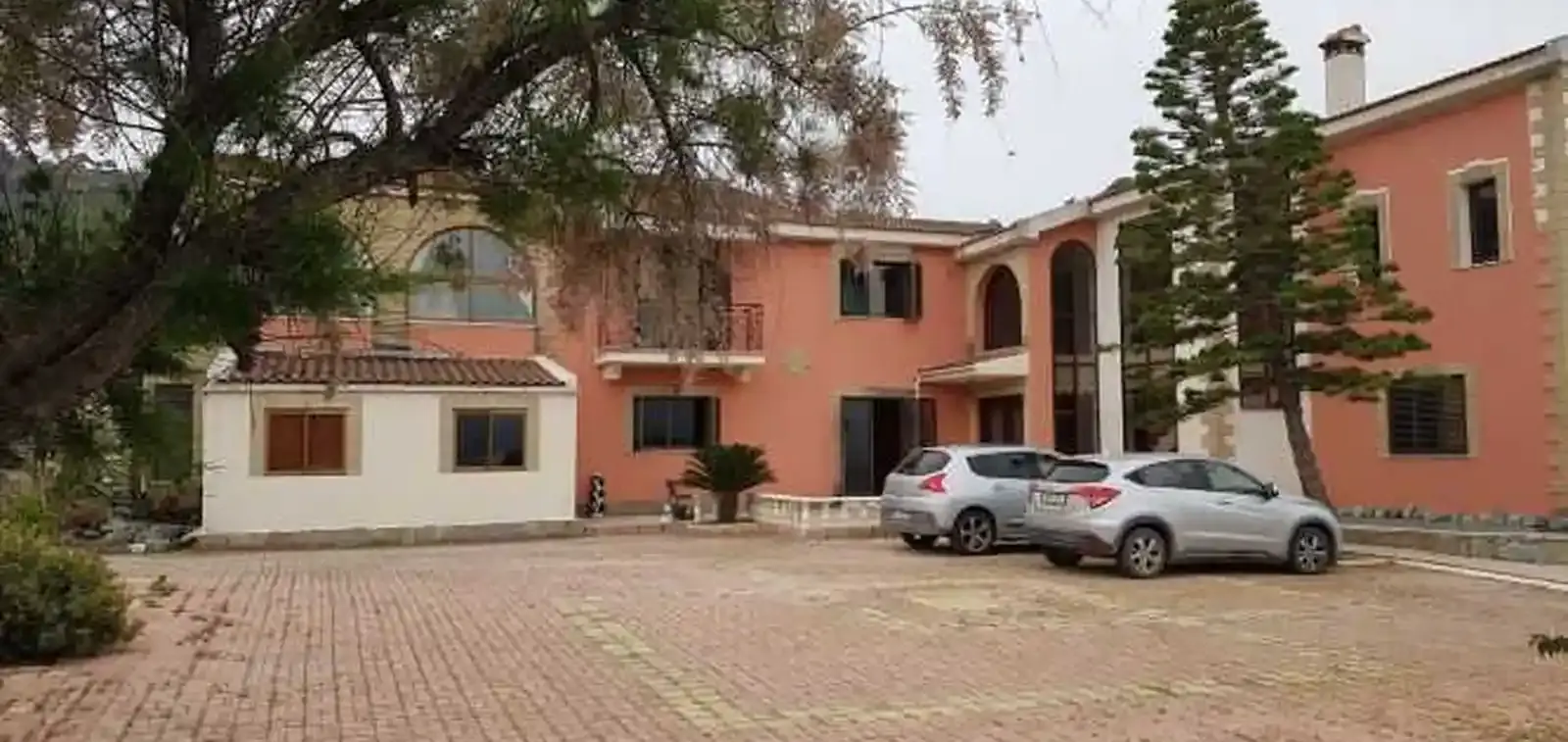5-bedroom detached house for sale in Prastio Kellakiou