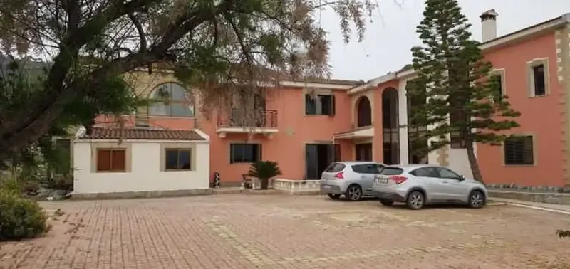 5-bedroom detached house for sale in Prastio Kellakiou