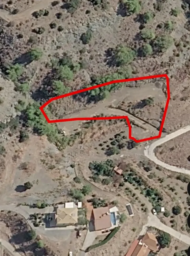 Residential Field 3039 m² in Akrounta