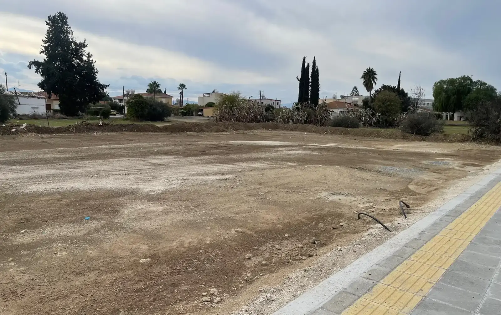 Residential Plot 714 m² in Pano Deftera