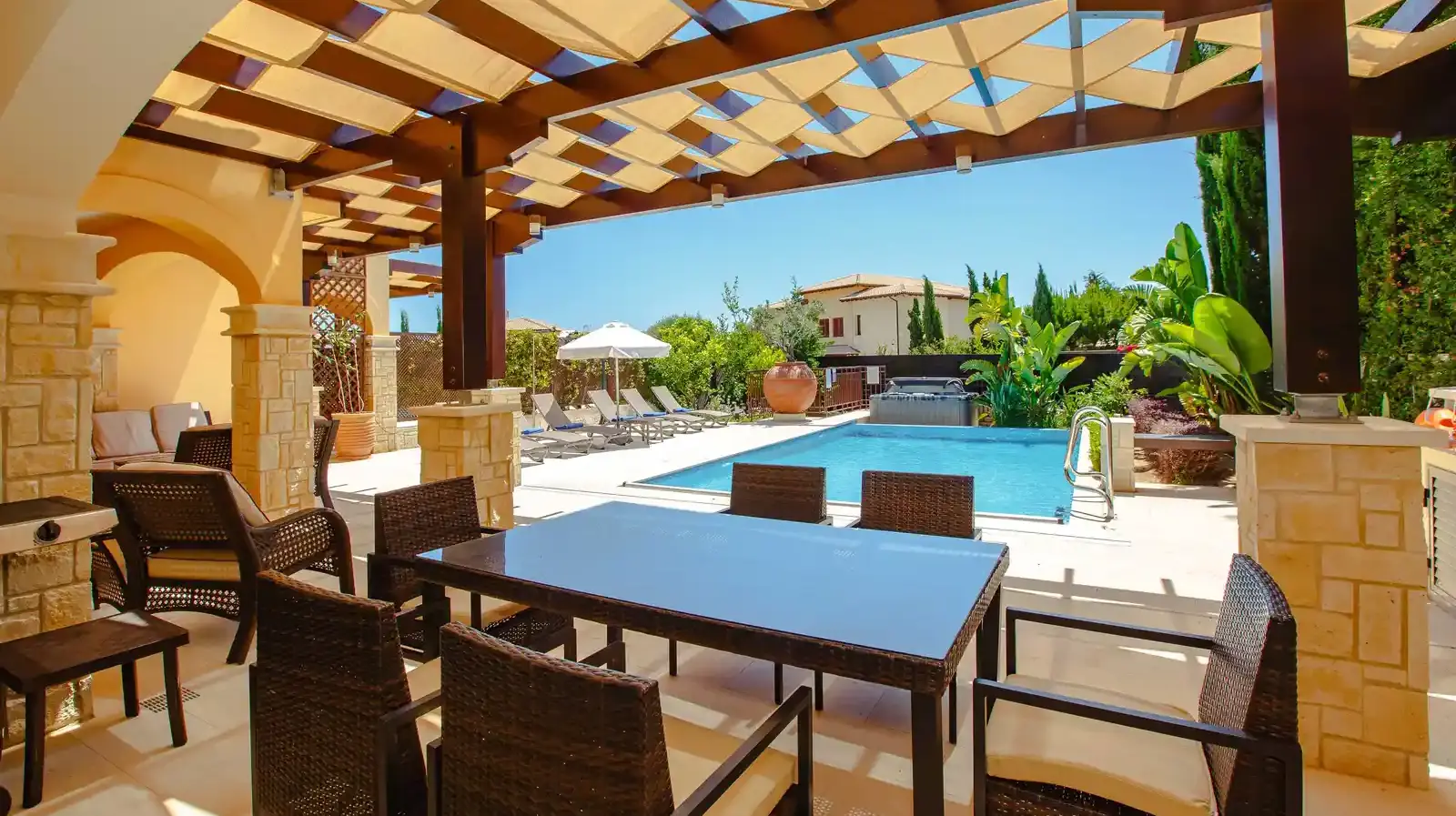 3-bedroom villa to rent in Aphrodite hills Kouklia