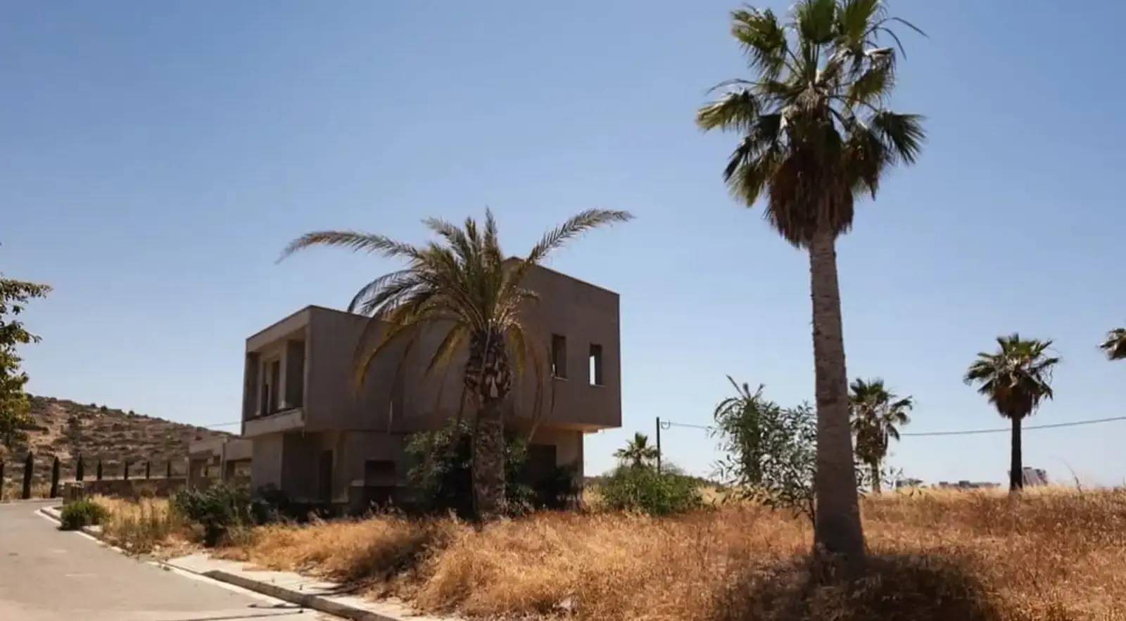 5-bedroom villa for sale in Agios Tychon Tourist Area