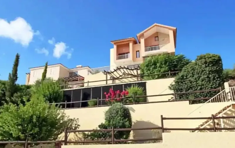 3-bedroom detached house to rent in Geroskipou