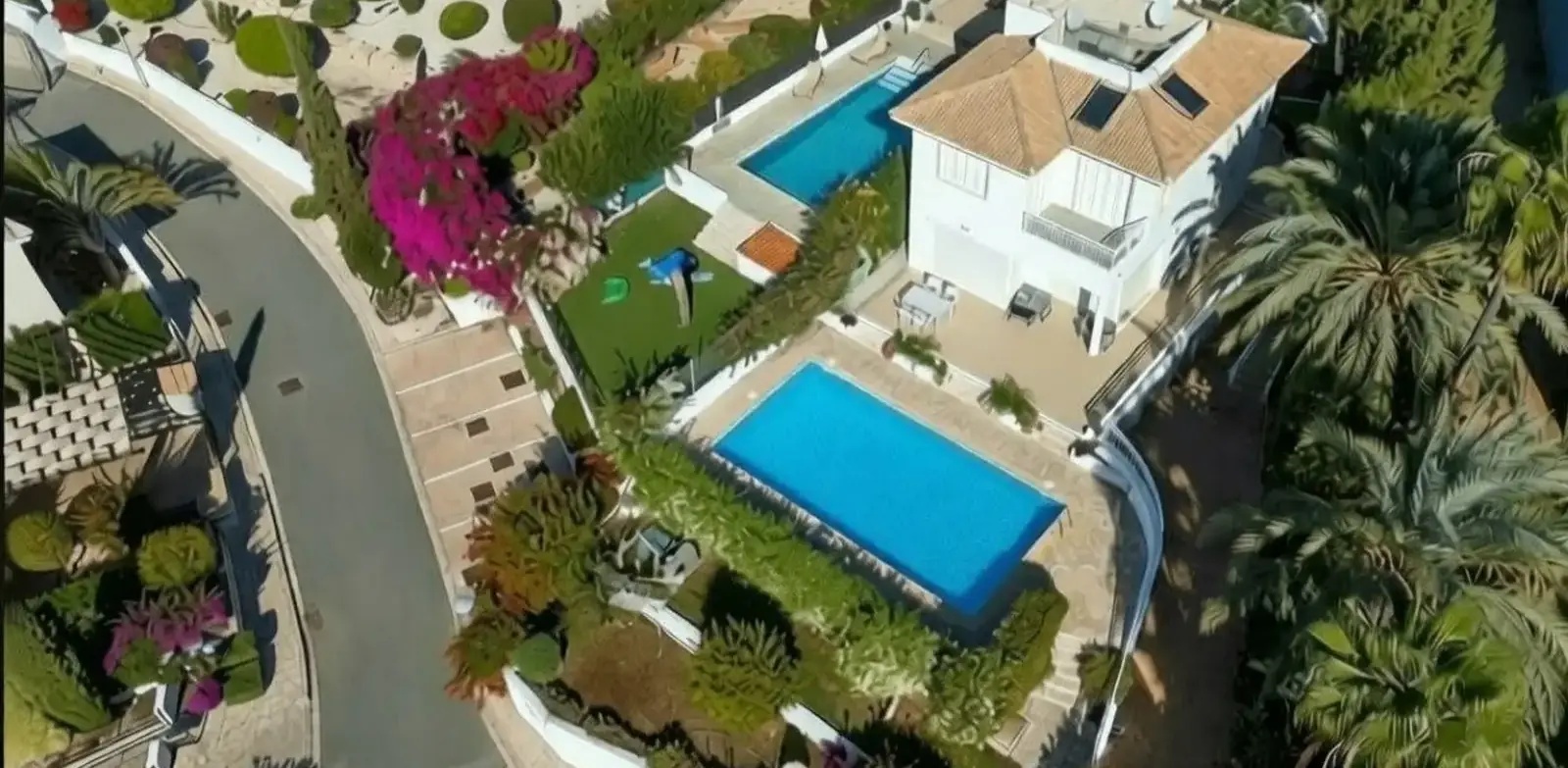 5-bedroom villa for sale in Pegeia