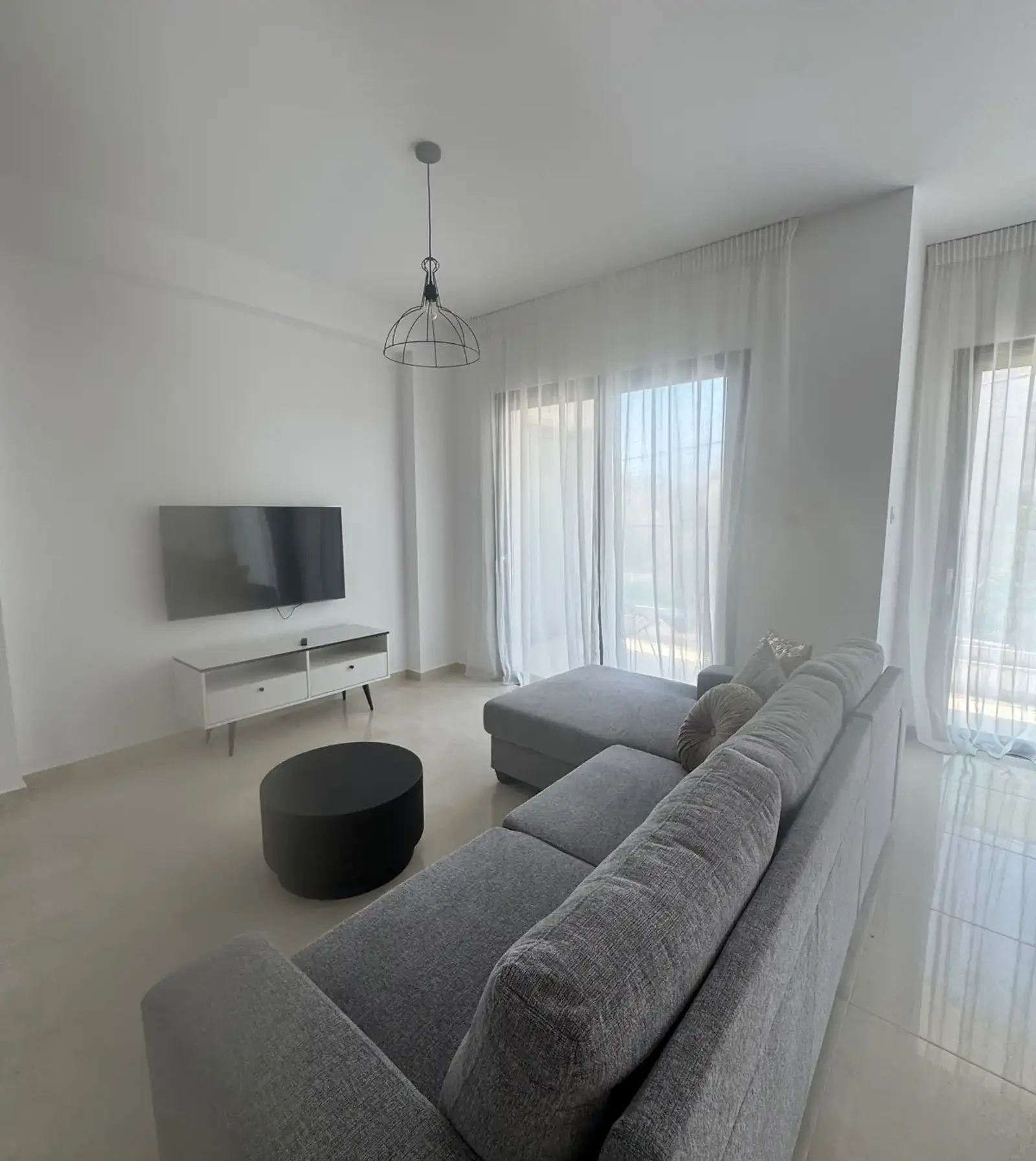 3-bedroom apartment to rent in Agios Theodoros