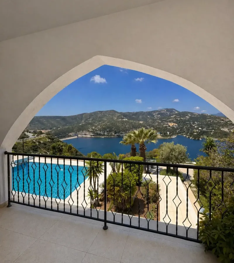 5-bedroom villa to rent in Germasogeia