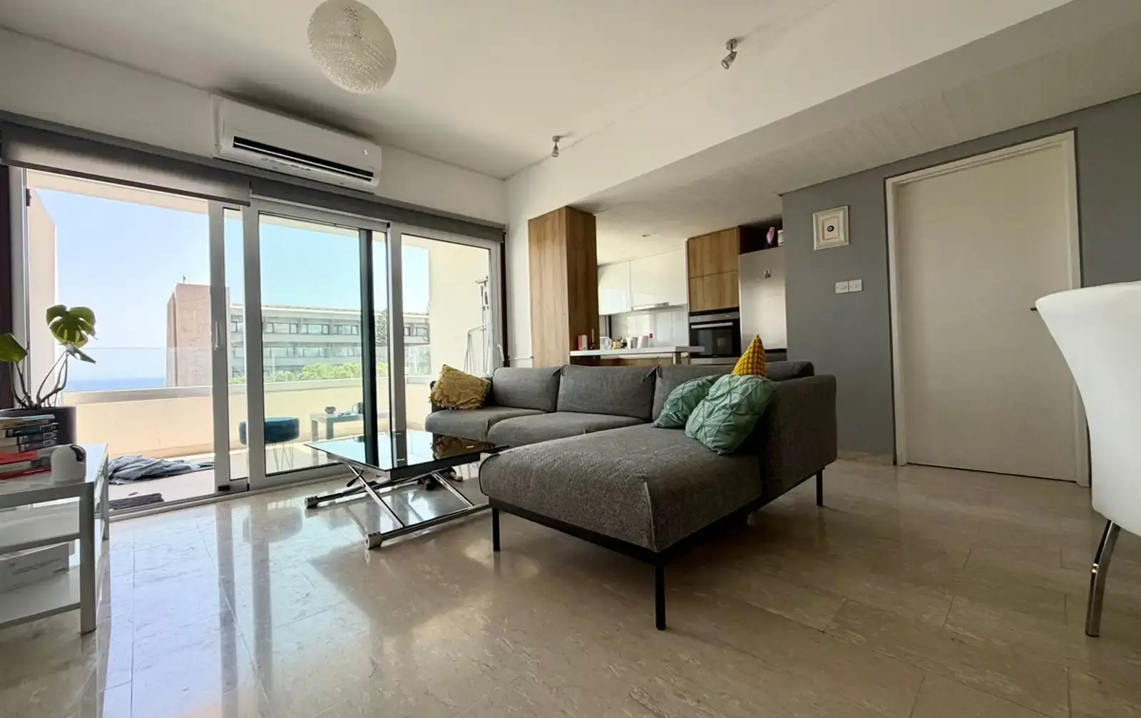 2-bedroom apartment to rent in Agios Tychon Tourist Area