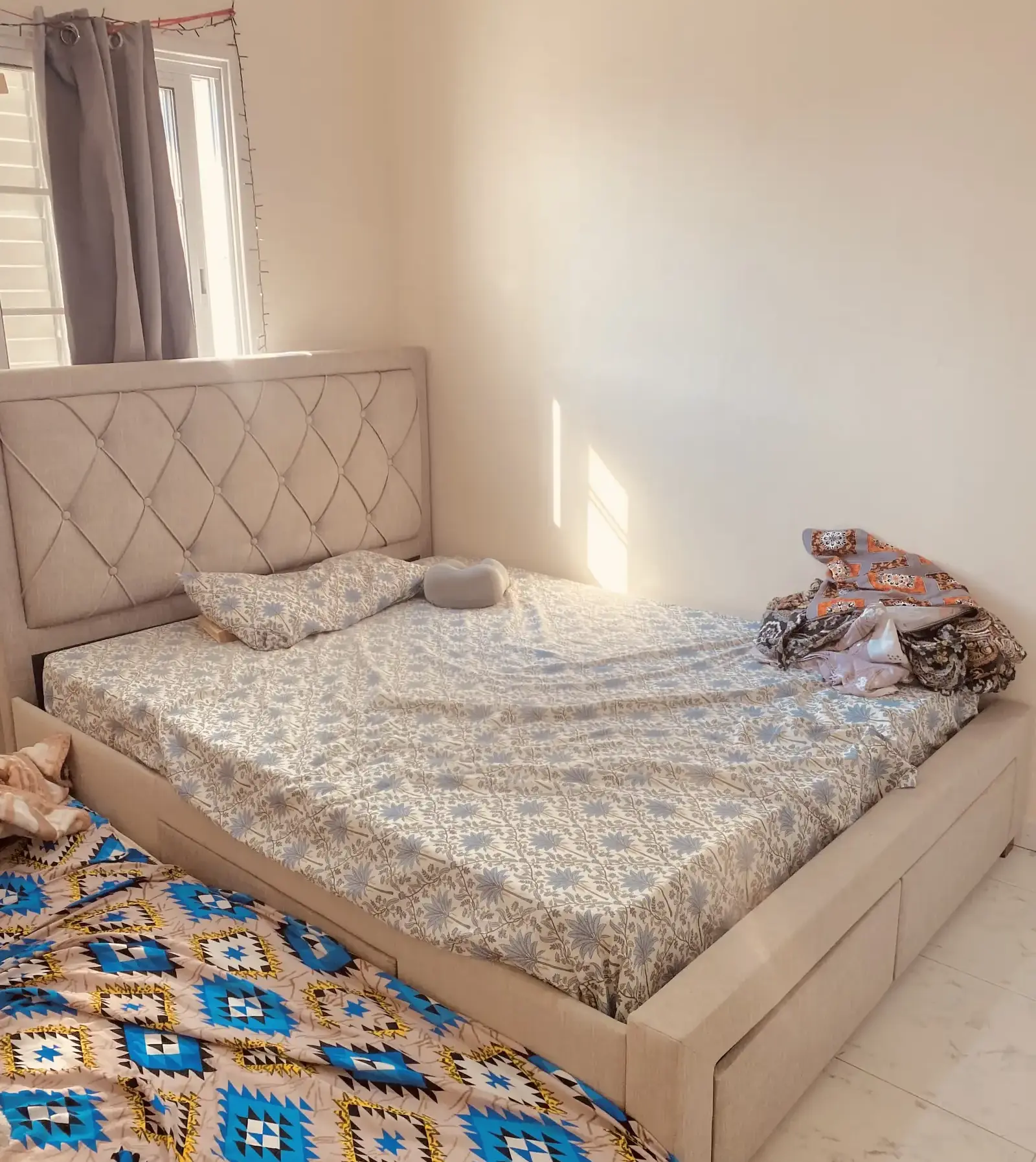 Sharing room one bed space available behind pizza mia on makriou road ideally gi in Polemidia - Apostolos Varnavas