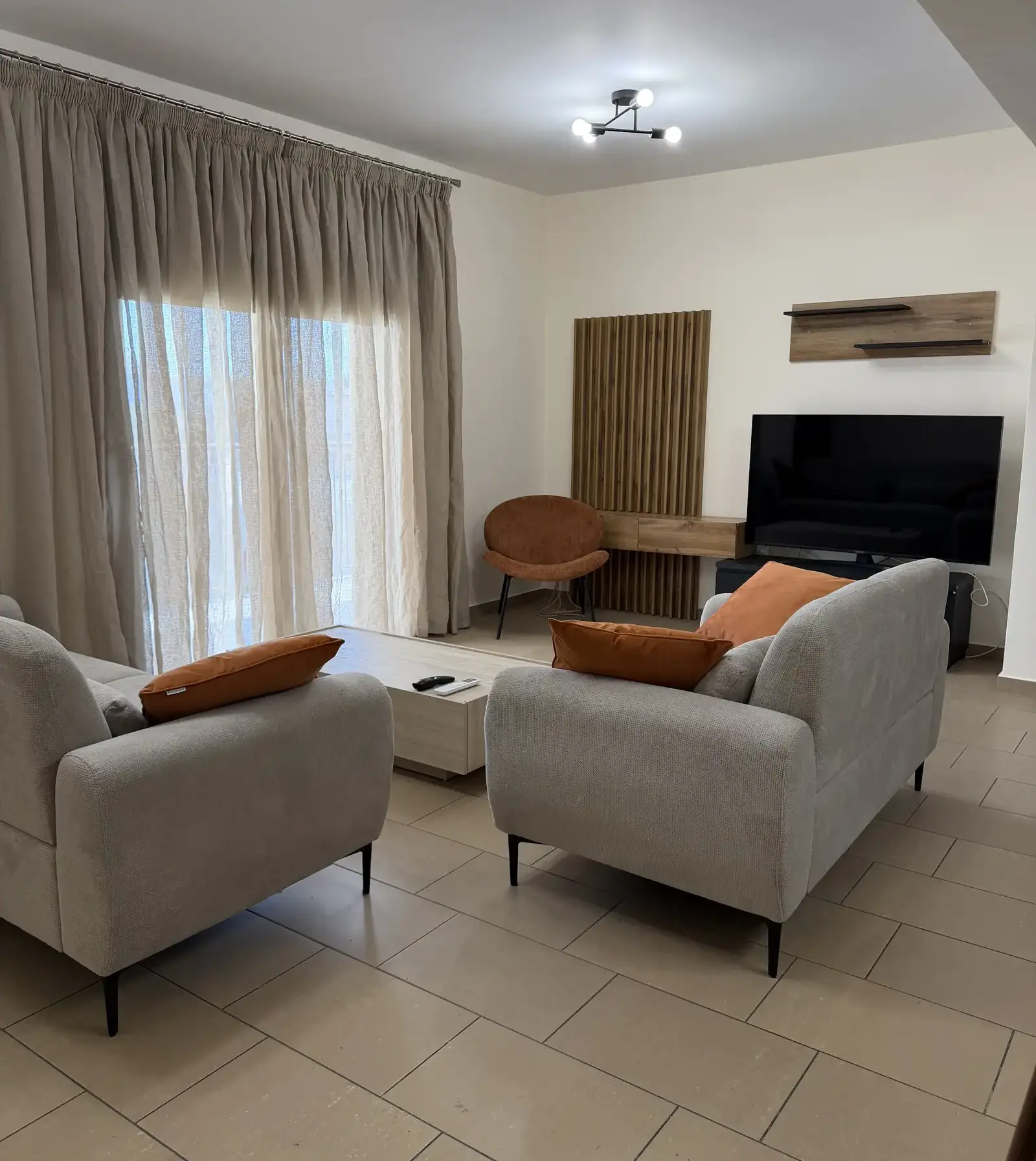 2-bedroom apartment to rent in Aradippou - Apostolos Loukas