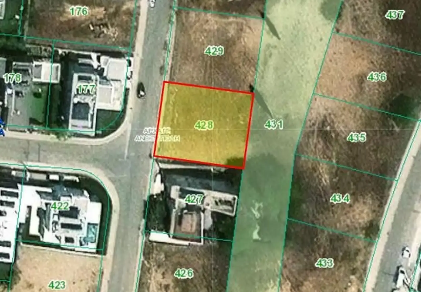 Residential Plot 570 m² in Lakatameia - Archangelos-Anthoupoli