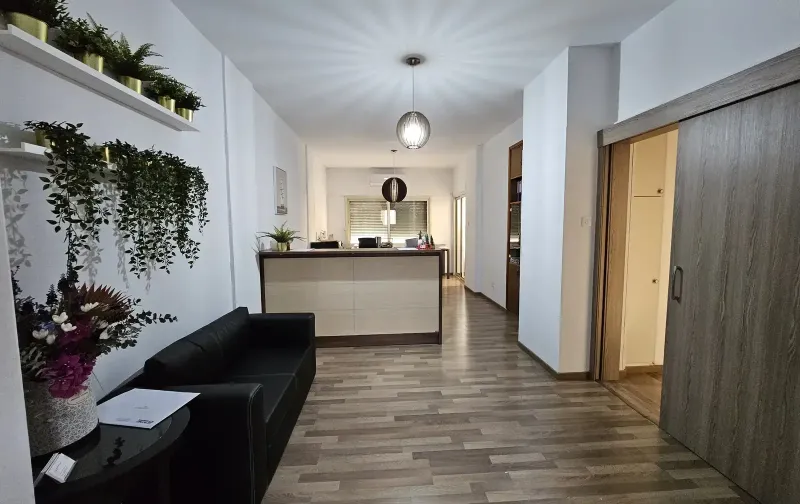 4-bedroom apartment to rent in Agia Zoni