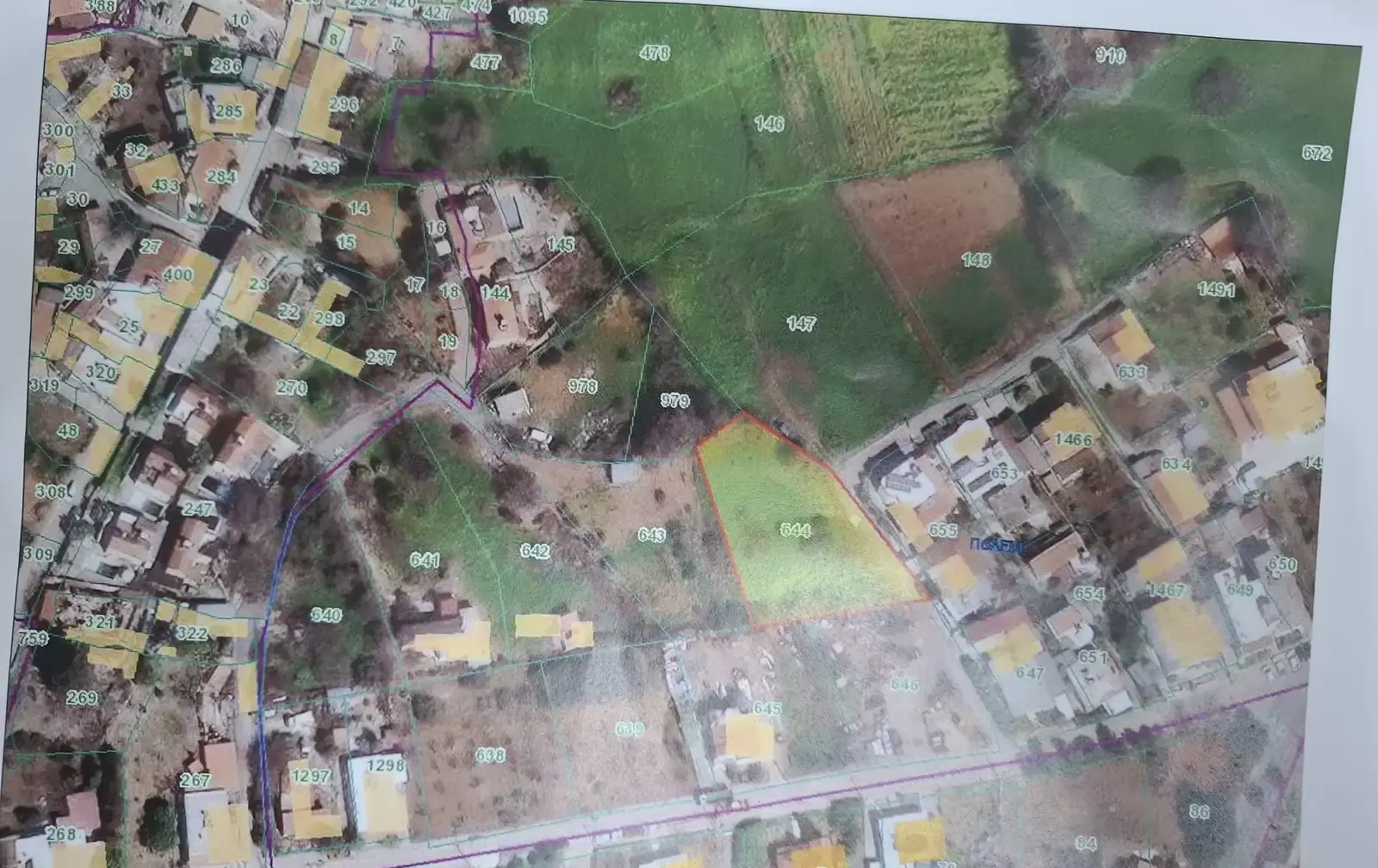 Residential Plot 1450 m² in Polemi