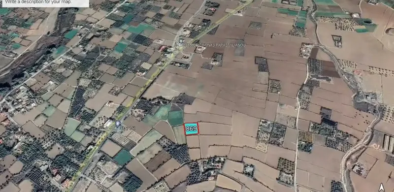 Residential Field 2676 m² in Pera