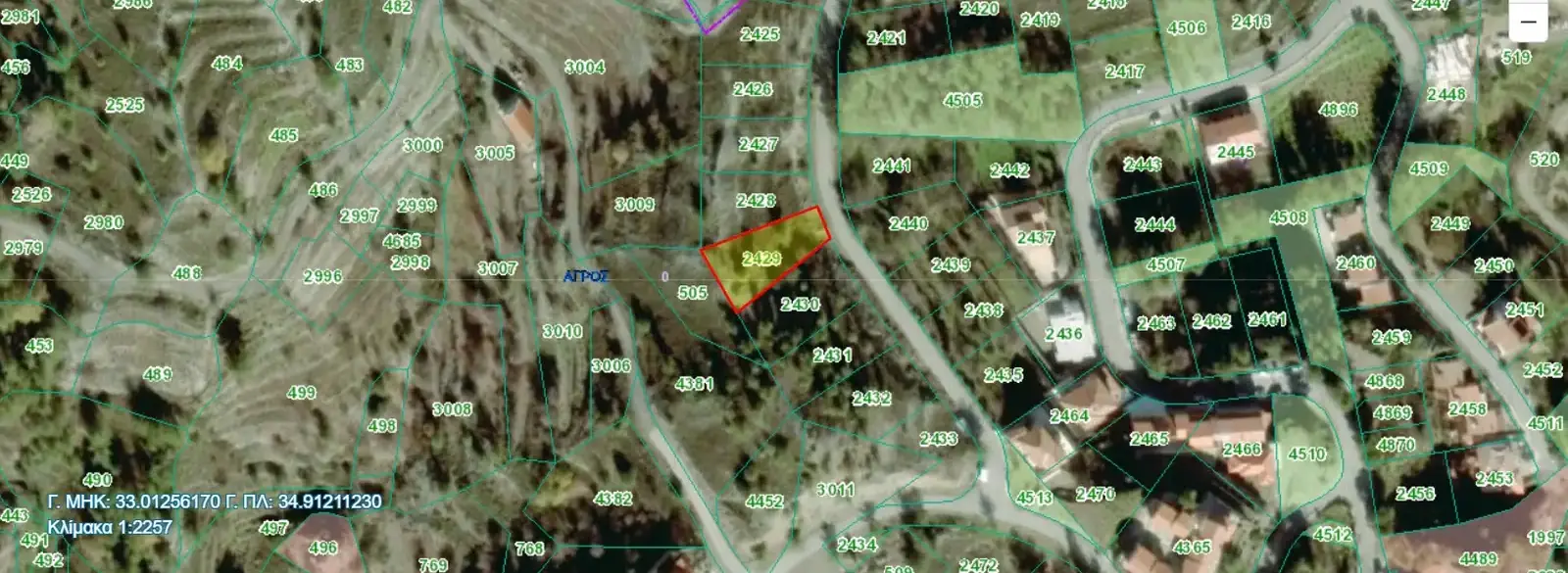 Tourist Plot 870 m² in Agros
