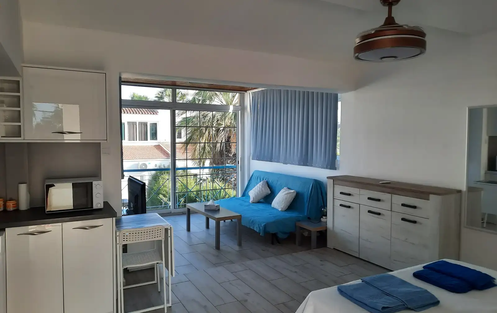 Studio apartment to rent in Oroklini Tourist Area