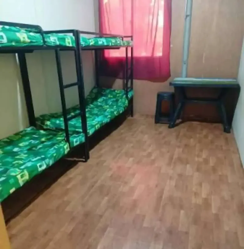 Rooms share african ideally accept plus bills in Ypsonas