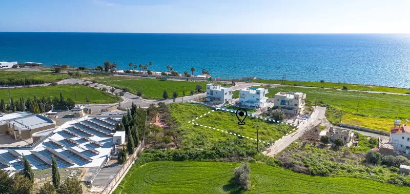 Tourist Plot 820 m² in Agios Theodoros