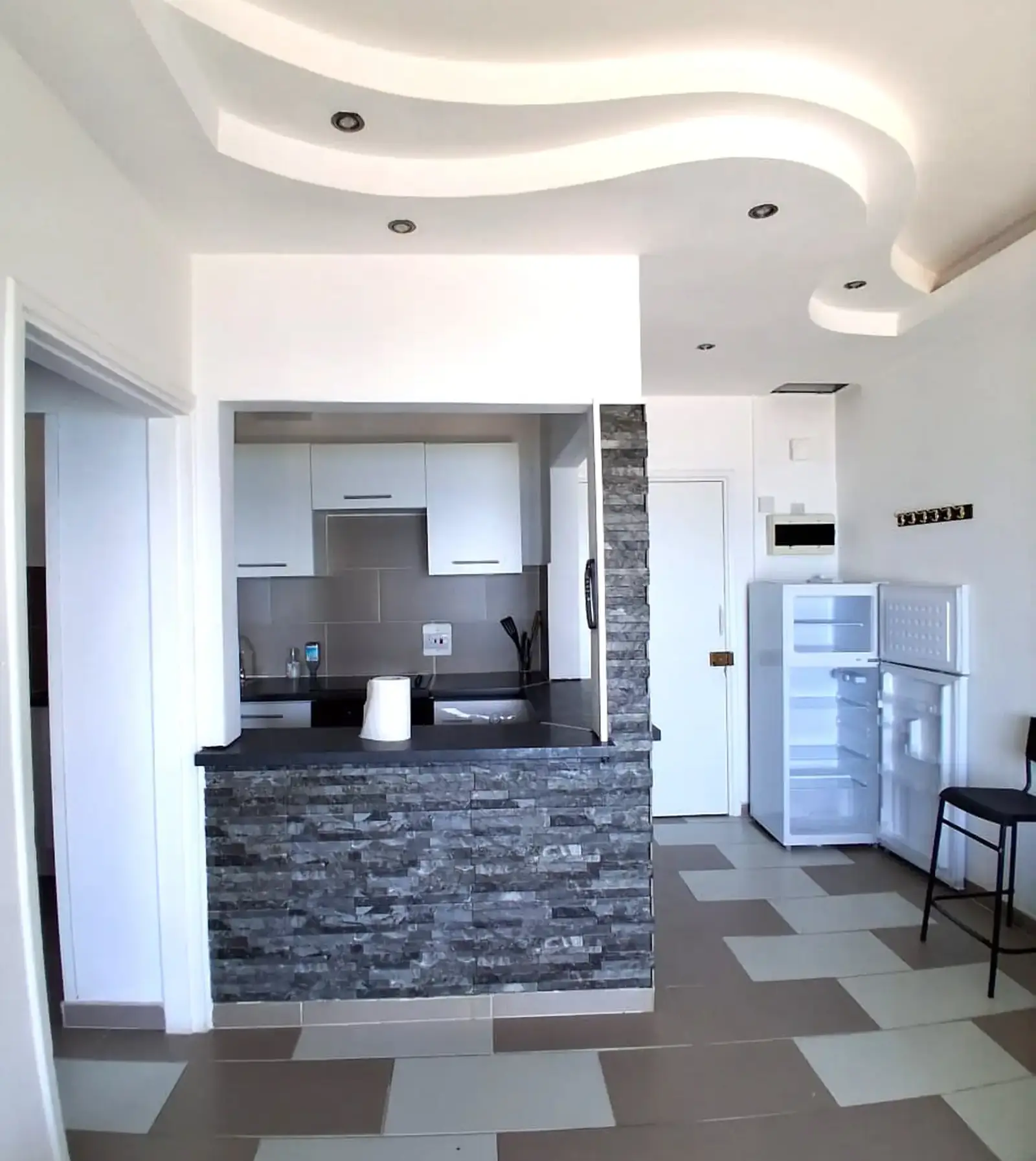 1-bedroom apartment to rent in Neapolis