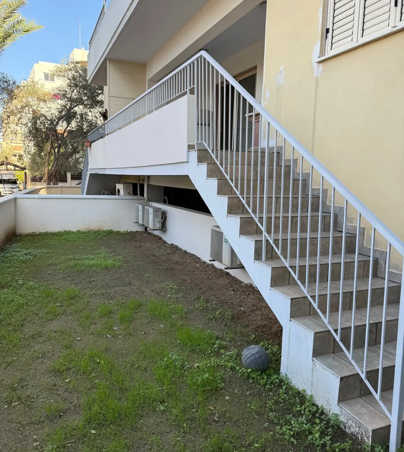3-bedroom apartment to rent in Ag. Antonios