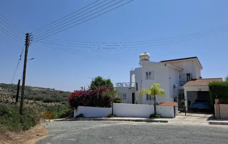 4-bedroom villa to rent in Tala