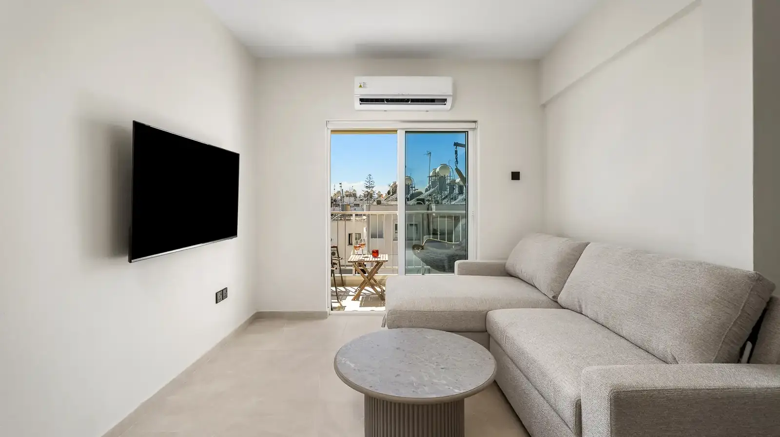 Newly renovated seaview apartment in ayia napa in Agia Napa