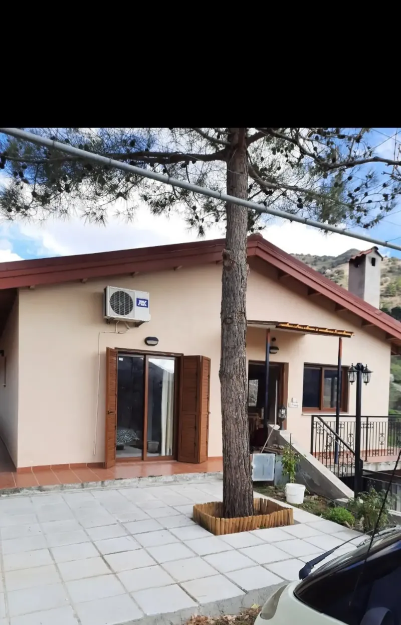 2-bedroom detached house for sale in Kampi