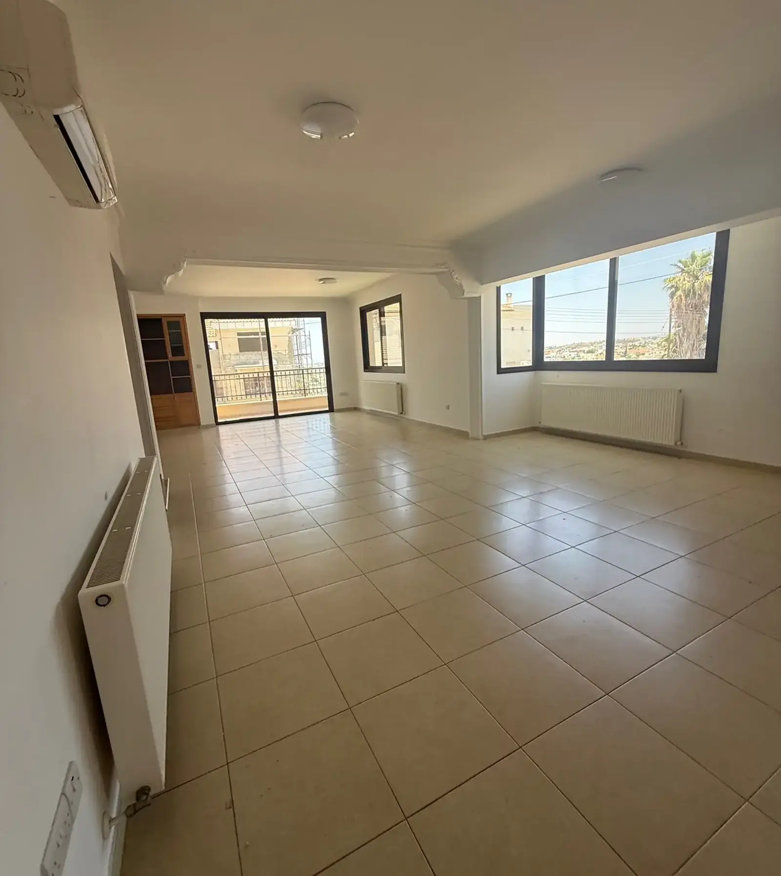 5-bedroom semi-detached to rent in Agia Fyla