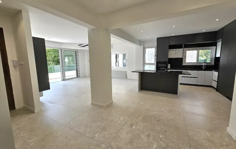3-bedroom apartment for sale in Germasogeia Tourist Area
