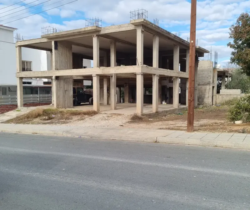 Residential Plot 725 m² in Agios Pavlos