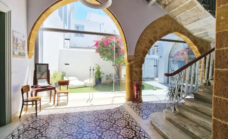 Γραφεία στο κέντρο της πόλης in Trypiotis
